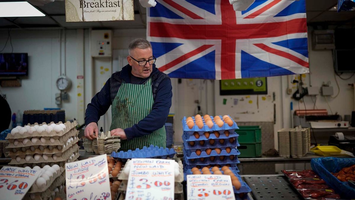 Összeomlott a brit tojáspiac a szupermarketek korlátozzák a