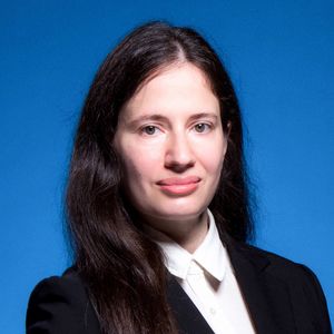 Nádai Annamária, a KPMG szenior tanácsadója, Szabó István, a KPMG Risk & Complianceszolgáltatásokért felelős szenior menedzsere