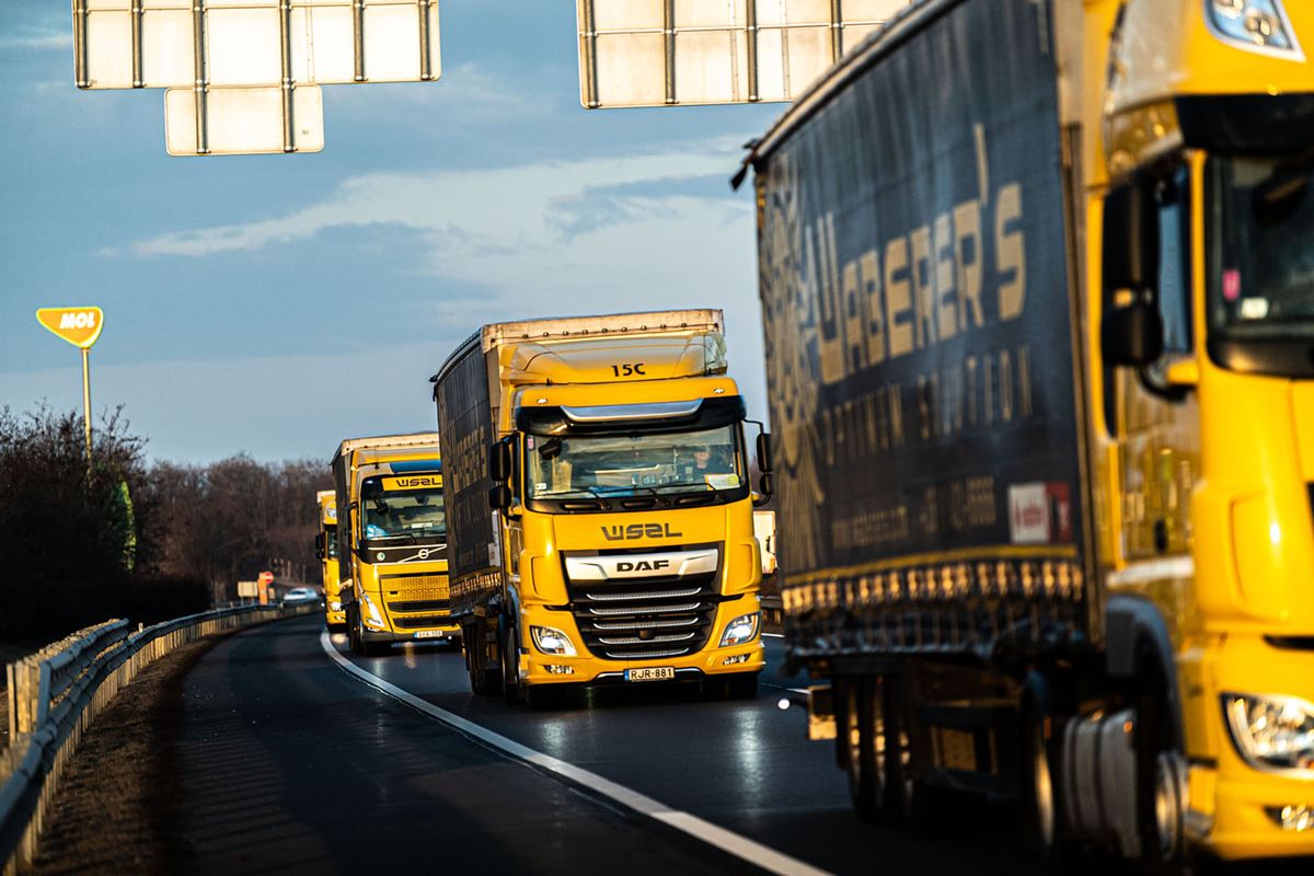 Waberer's szállítás szállítmányozás kamion teherautó áruszállítás autóút