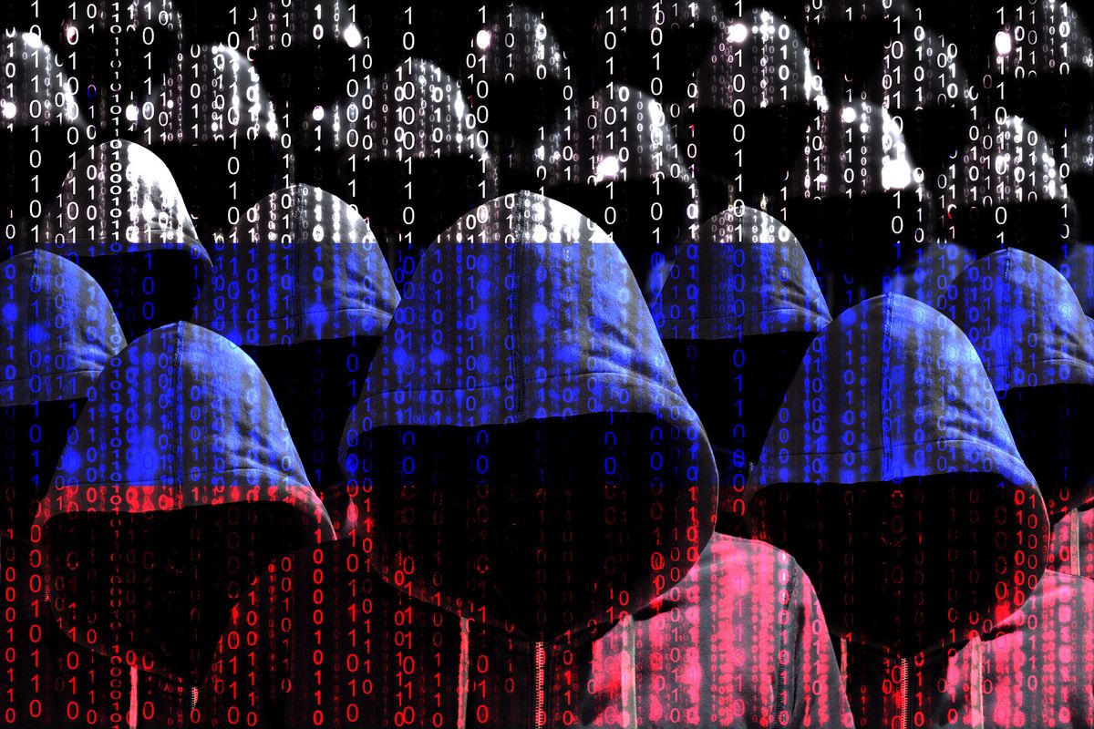 orosz hekkerek Group of hooded hackers shining through a digitális digital russian zászló flag cybersecurity kiberbiztonság concept