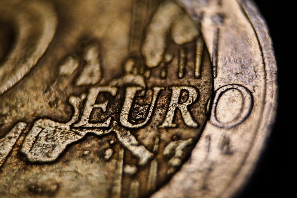 Euro Currency Photo Illustrations