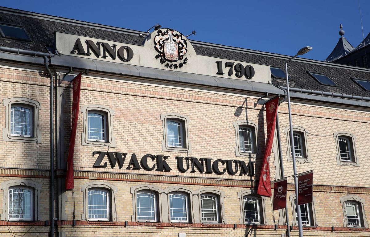Budapest 2021.10.04. Vegyes 2021 Zwack Unicum NyRT elnöke Fotó Föld Imre Nemzeti Sport Zwack Unicum épület külső