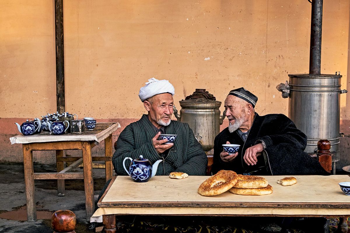 Uzbekistan, Fergana, traditional tea house
