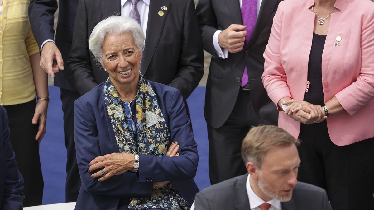 Vége a negatív eurókamatnak, Lagarde is bemondta 