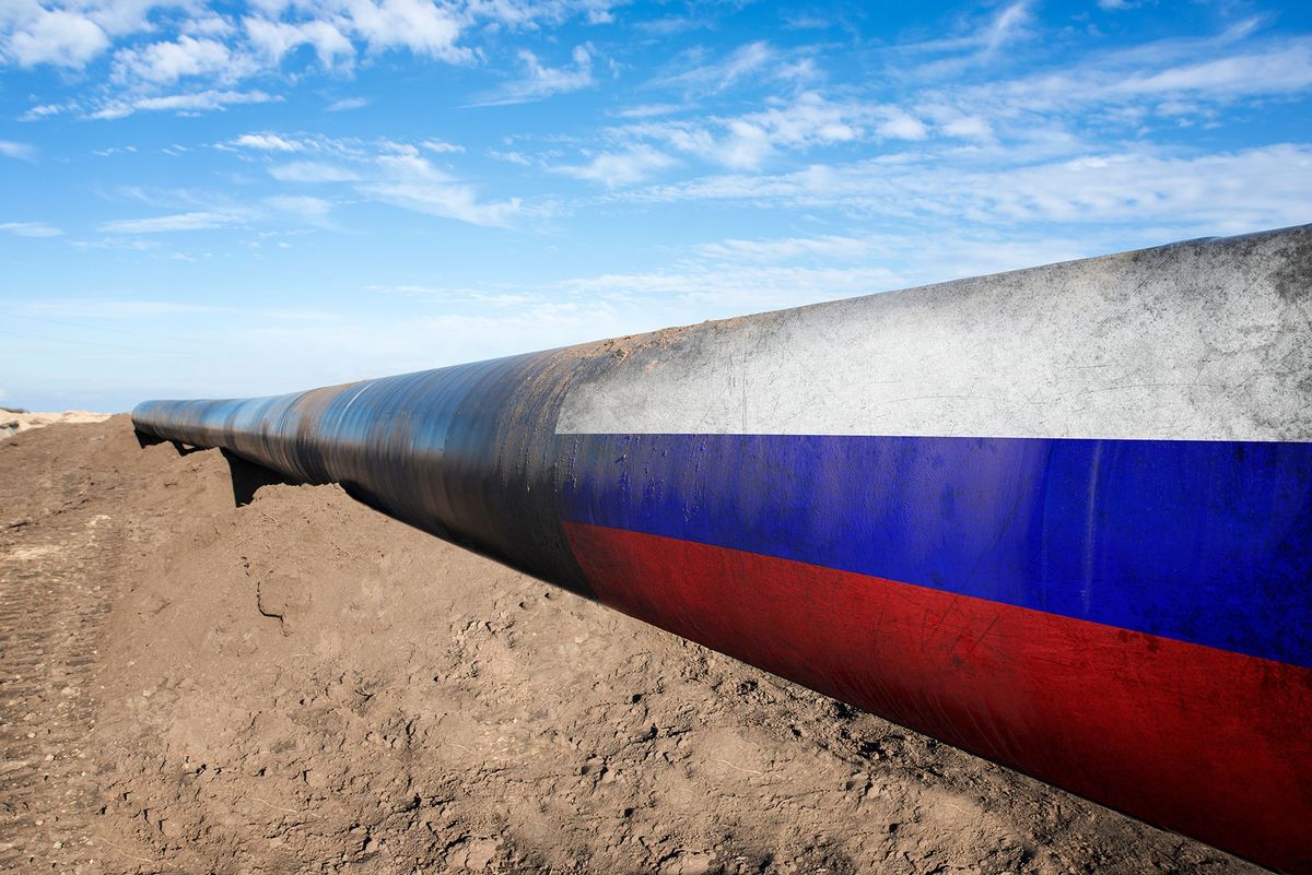 olajvezeték elzárása Gas pipeline with Russian flag. Concept of natural gas distribution through pipes with Russian flag on it.