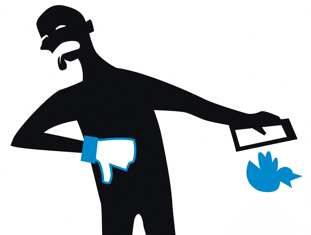 Illustration - Social Media - Twitter - Facebook - falling out of a smartphone (Photo by Hans-Jˆrg Brehm / picture alliance / dpa Picture-Alliance via AFP)