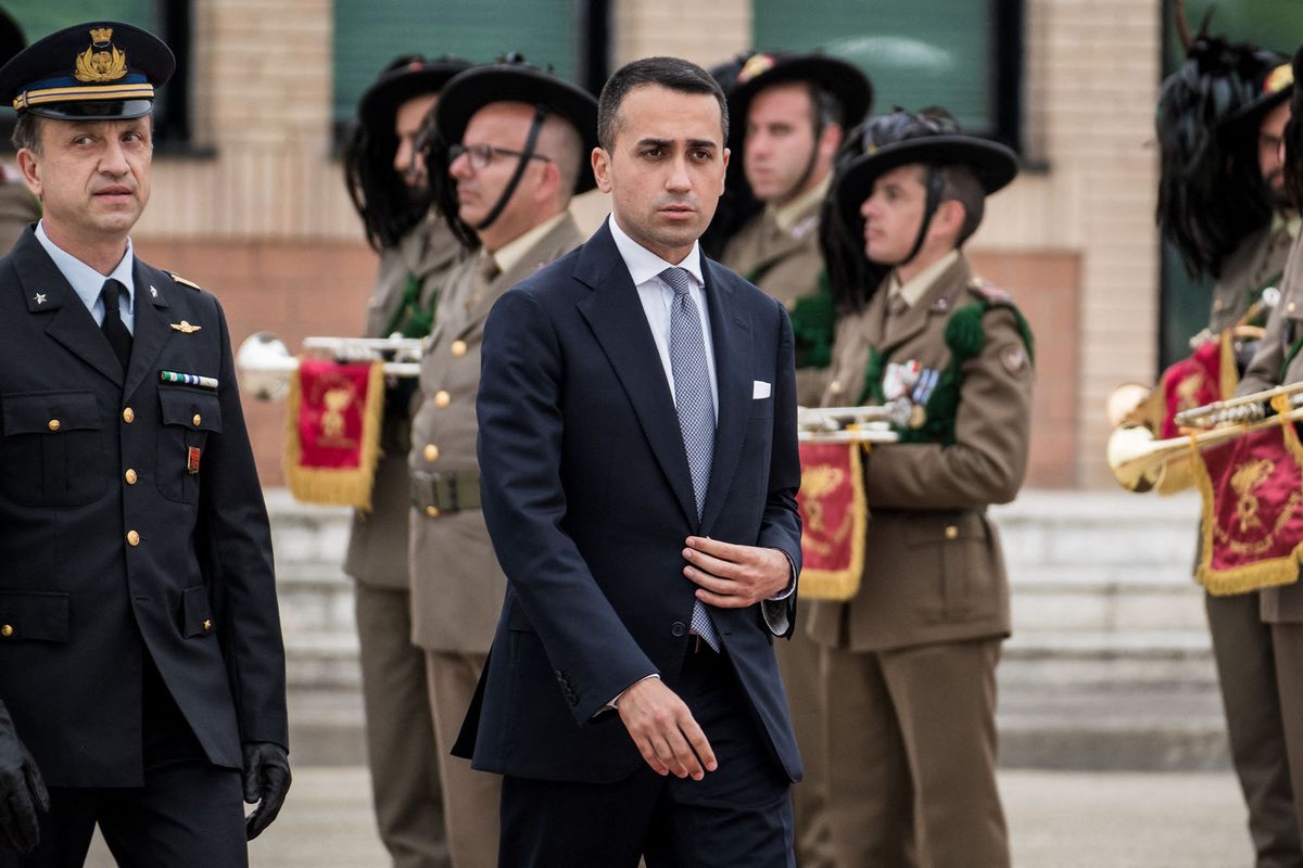 NAPLES, ITALY - MAY 27, 2022: Italian Minister of Foreign Affairs, Luigi Di Maio, presides over the visit of the President of Algeria, Abdelmadjid Tebboune, and the President of the Italia, Sergio Mattarella, at the Capodichino military airport base in Naples, Southern Italy, on May 27, 2022. Stringer / Anadolu Agency (Photo by STRINGER / ANADOLU AGENCY / Anadolu Agency via AFP)