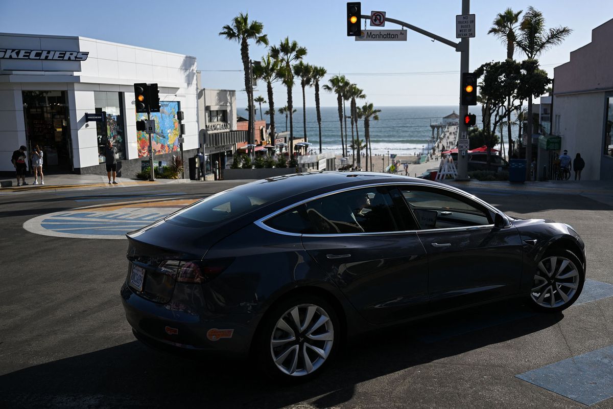 (FILES) In this file photo taken on June 14, 2022 a Tesla electric vehicle makes a turn in Manhattan Beach, California. - Tesla vehicles have been involved in most of the crashes involving "Level 2" driver-assistance systems reported to the government, according to US data released June 15, 2022. (Photo by Patrick T. FALLON / AFP)