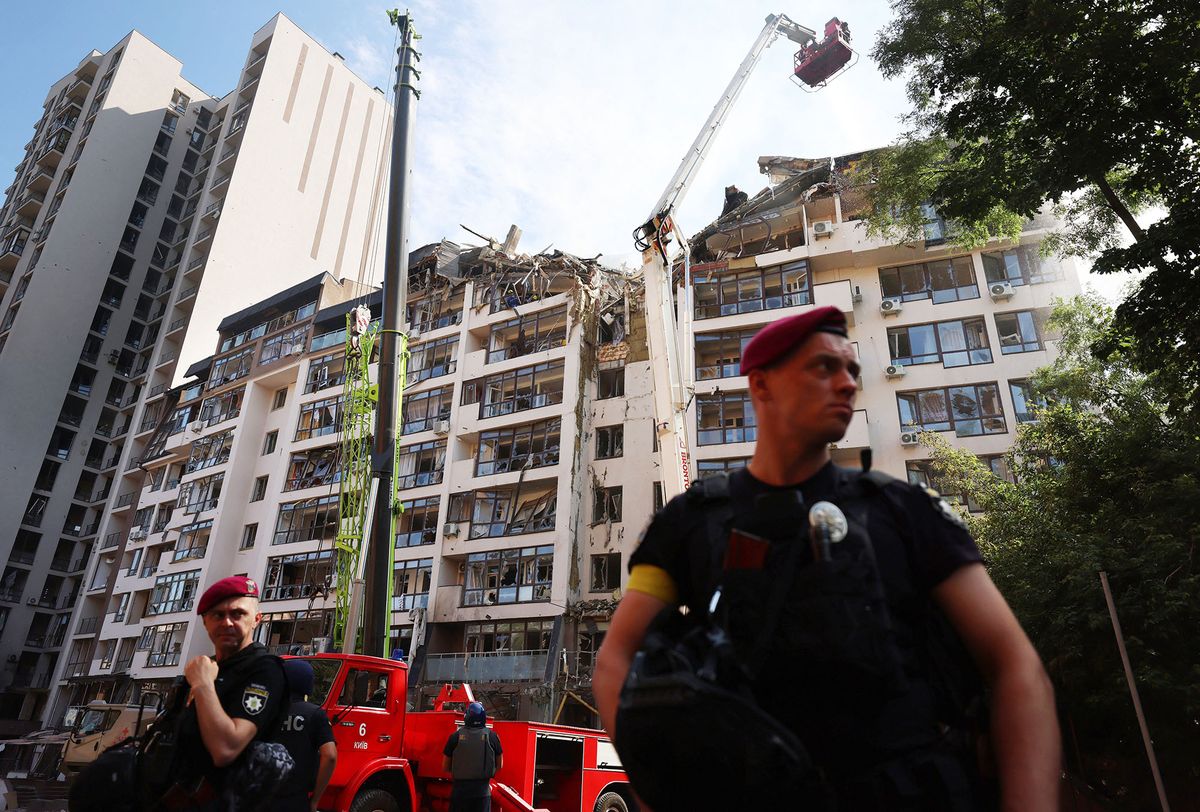 An apartment house is destroyed by Russian army attack in Kyiv, Ukraine on June 26, 2022. The smoke billows from the broken apartment building, and injured people are carried out. Russiaís invasion to Ukraine has continued.( The Yomiuri Shimbun ) (Photo by Kunihiko Miura / Yomiuri / The Yomiuri Shimbun via AFP)