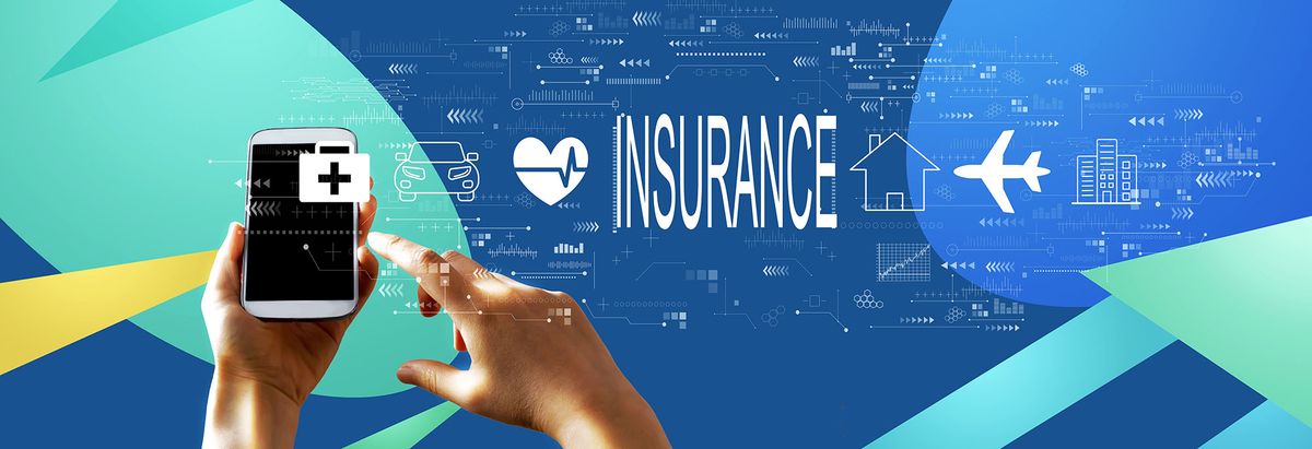 Insurance concept with person using a smartphone biztosítás interneten kötött okostelefon 