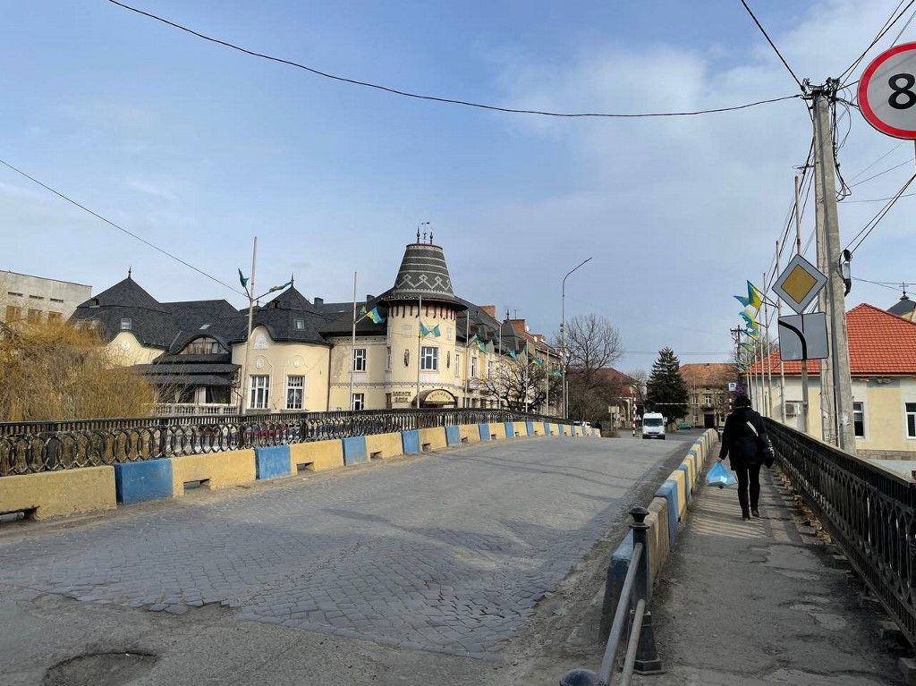 Life in Berehove, the west of Ukraine despite Russian attacks