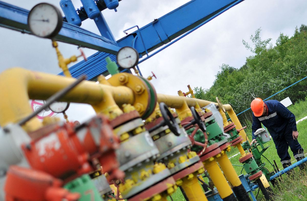 A worker checks equipment at the Dashava gas storage near western Ukrainian town Stryi, Thursday, 28 May 2015. Cash-strapped Ukraine is heavily dependent on energy from Russia and is also a key transit country for supplies to Western Europe.  (Photo by Danil Shamkin/NurPhoto) (Photo by Danil Shamkin / NurPhoto / NurPhoto via AFP)