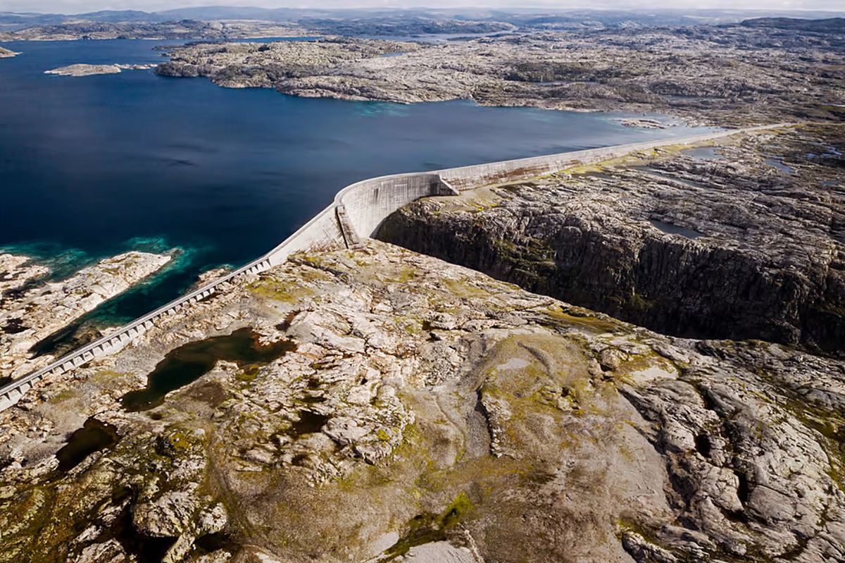 Førrevassdammen | by Lars Petter Pettersen, norvegian hydropower, vízierőmű, víztározó, 