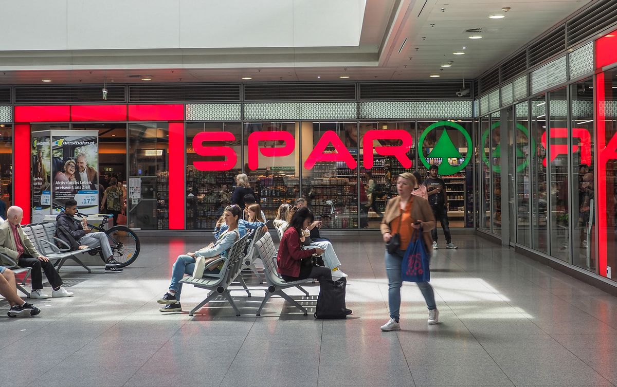 SPAR supermarket seen in the building of the central station