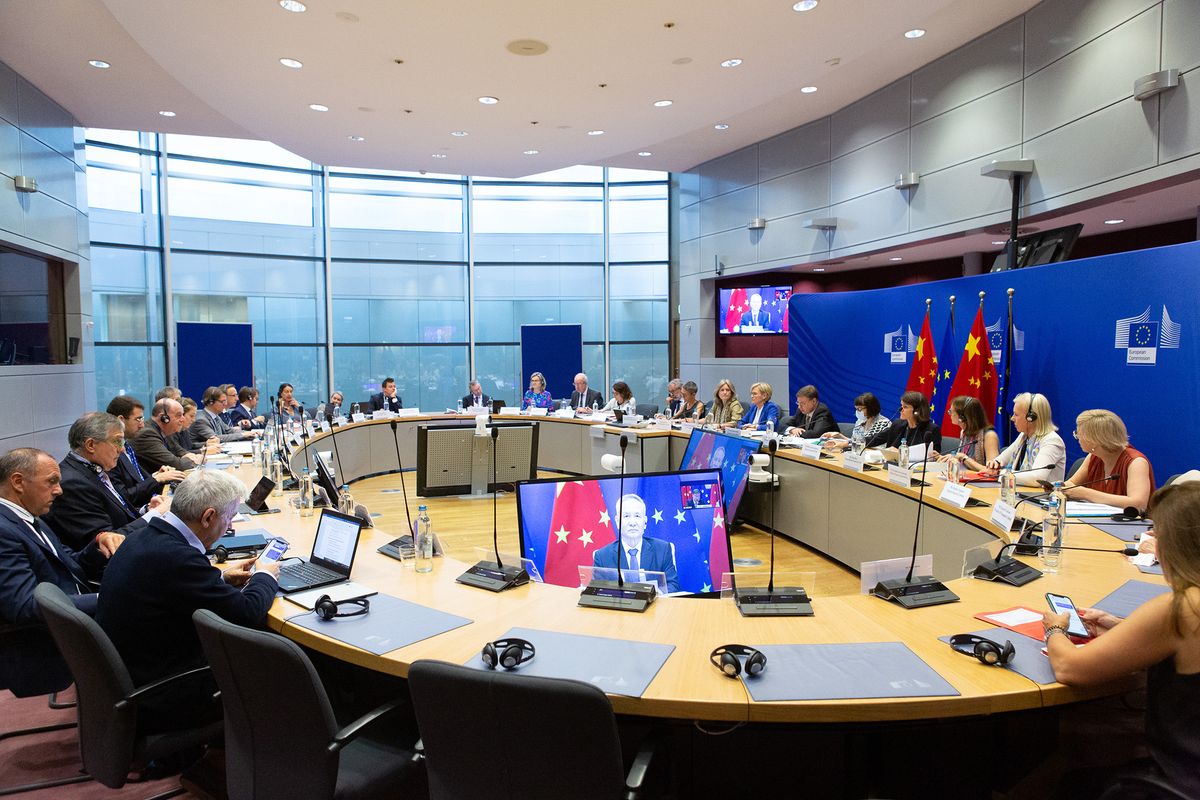 Participation of Valdis Dombrovskis, Executive Vice-President of the European Commission, and Mairead McGuinness, European Commissioner, to a high level Economic Dialogue EU–China