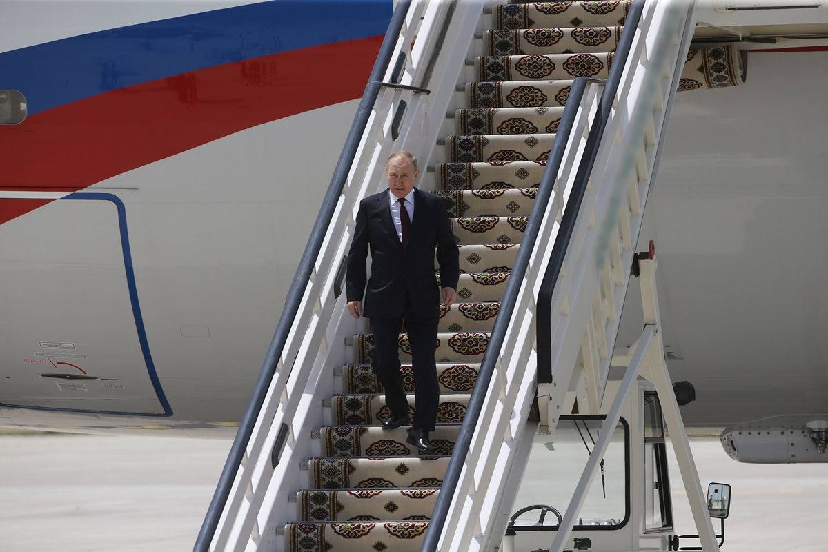1241604804 ASHGABAT, TURKMENISTAN - JUNE 29: (RUSSIA OUT) Russian President Vladimir Putin leaves his presidential plane during the arrival ceremony at the Ashgabat International Airport on June 29, 2022 in Ashgabat, Turkmenistan. Russian President Putin travels to Turkmenistan to attend the VI Caspian Summit. (Photo by Contributor/Getty Images)