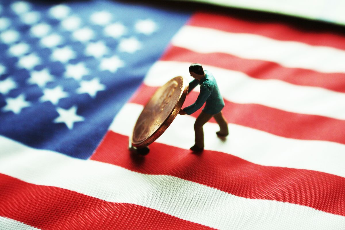 Money,&,The,American,Flag,High,Quality
