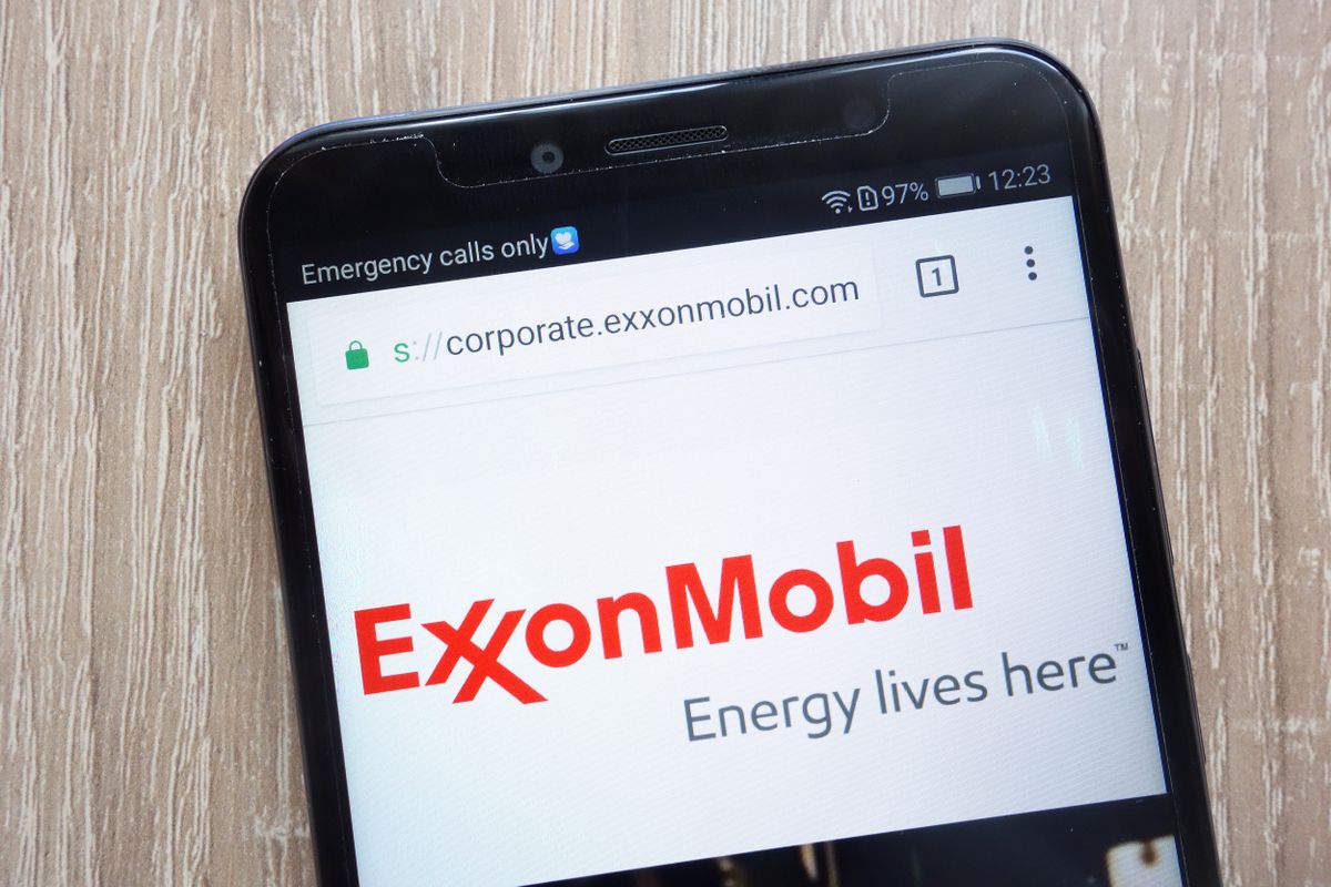 Konskie,,Poland,-,August,04,,2018:,Exxon,Mobil,Website,Displayed