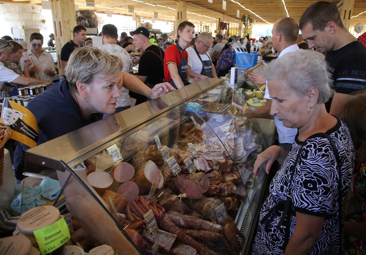 Russians gather at Cheese Festival