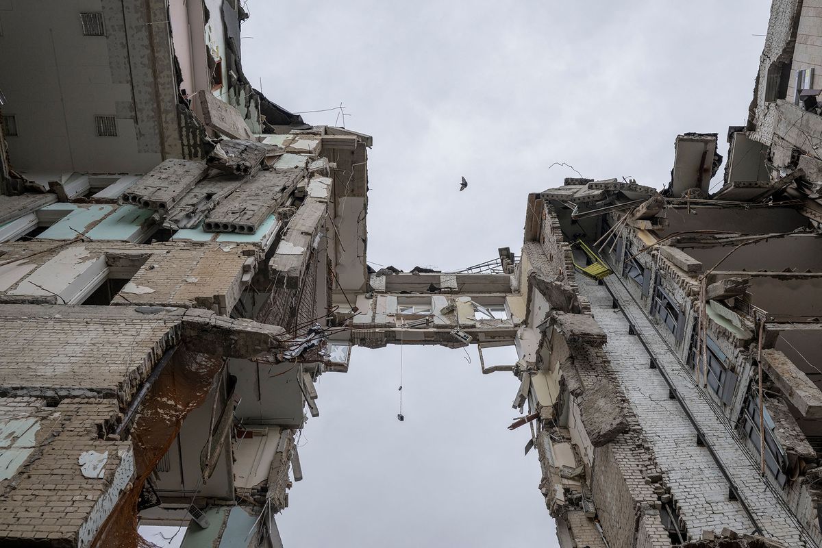 This photograph taken on August 17, 2022 shows the destroyed governor building of Mykolaiv Oblast following a missile strike in Mykolaiv, amid the Russian invasion of Ukraine. (Photo by BULENT KILIC / AFP)