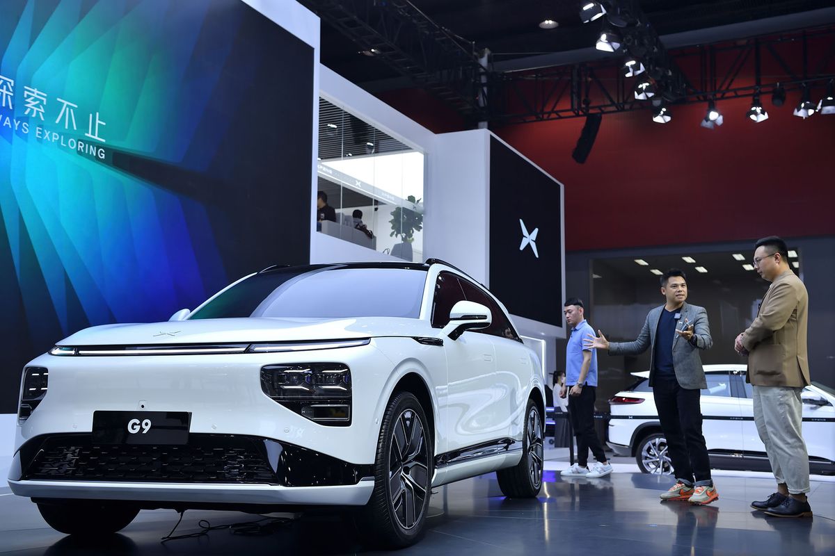 1354842388 GUANGZHOU, CHINA - NOVEMBER 19: An Xpeng G9 electric SUV is on display during the 19th Guangzhou International Automobile Exhibition (Auto Guangzhou 2021) at China Import and Export Fair Complex on November 20, 2021 in Guangzhou, Guangdong Province of China. (Photo by Chen Yihang/VCG via Getty Images)