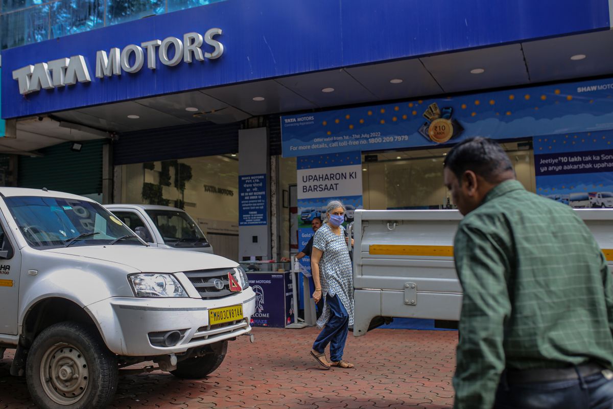 Tata Motors Dealership Ahead of Earnings Report