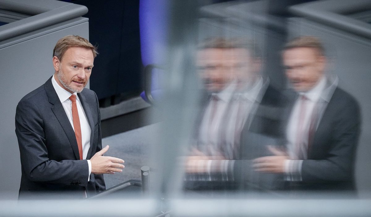 Bundestag, 22 September 2022, Berlin: Christian Lindner (FDP), Federal Minister of Finance, speaks at the Bundestag session. The topic of the session is the Inflation Compensation Act. Photo: Kay Nietfeld/dpa (Photo by KAY NIETFELD / DPA / dpa Picture-Alliance via AFP)