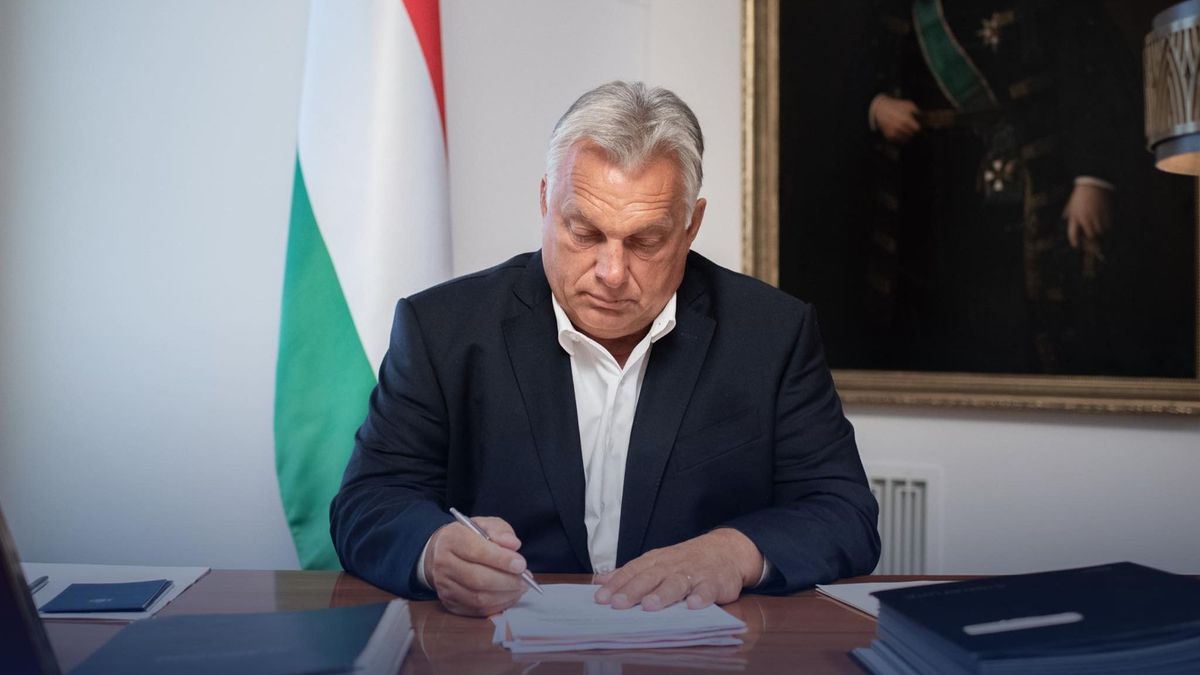 Orbán Viktor szakáll miniszterelnök