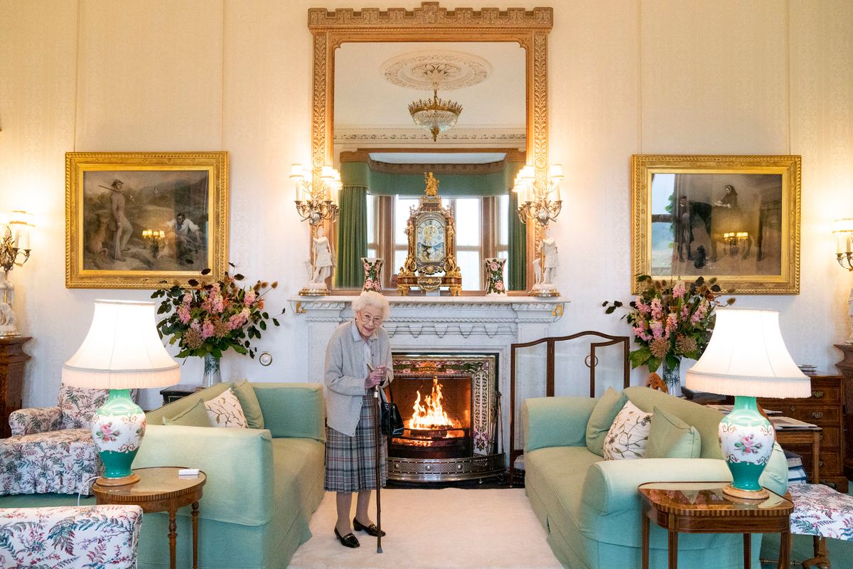 Britain's Queen Elizabeth II waits to meet with new Conservative Party leader and Britain's Prime Minister-elect at Balmoral Castle in Ballater, Scotland, on September 6, 2022. - Liz Truss on Tuesday officially became Britain's new prime minister, at an audience with head of state Queen Elizabeth II after the resignation of Boris Johnson. 