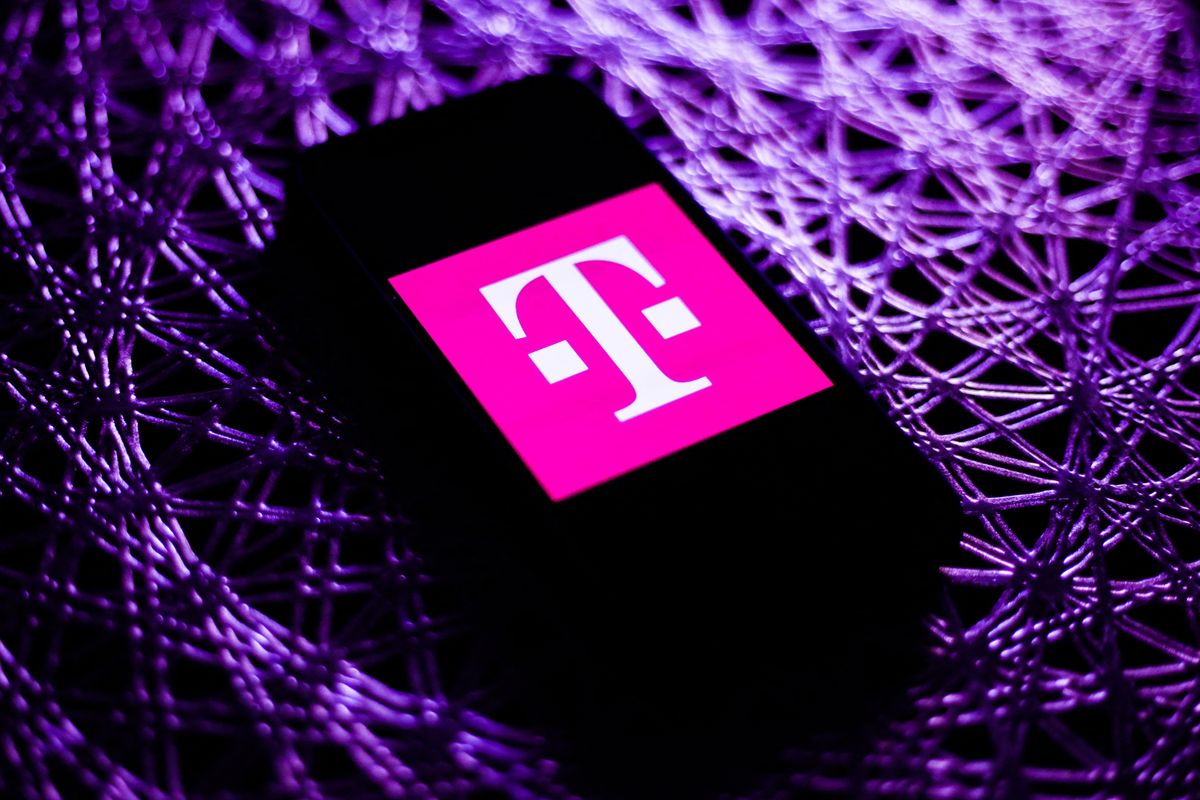 Telecommunications Companies Logos, T-Mobile logo is seen displayed on a phone screen in this illustration photo taken in Poland on November 19, 2020. (Photo by Jakub Porzycki/NurPhoto) (Photo by Jakub Porzycki / NurPhoto / NurPhoto via AFP)