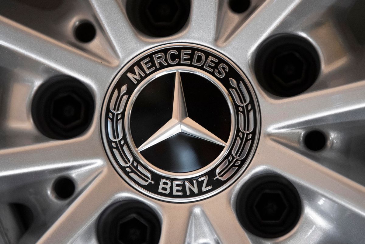 A wheel of a Mercedes Benz A Class is seen on the assembly line at the Daimler AG factory in Rastatt, southwestern Germany, on February 4, 2019. - Daimler posts 2018 financial results on an annual press conference in Frankfurt Germany, on February 6, 2019. (Photo by THOMAS KIENZLE / AFP)