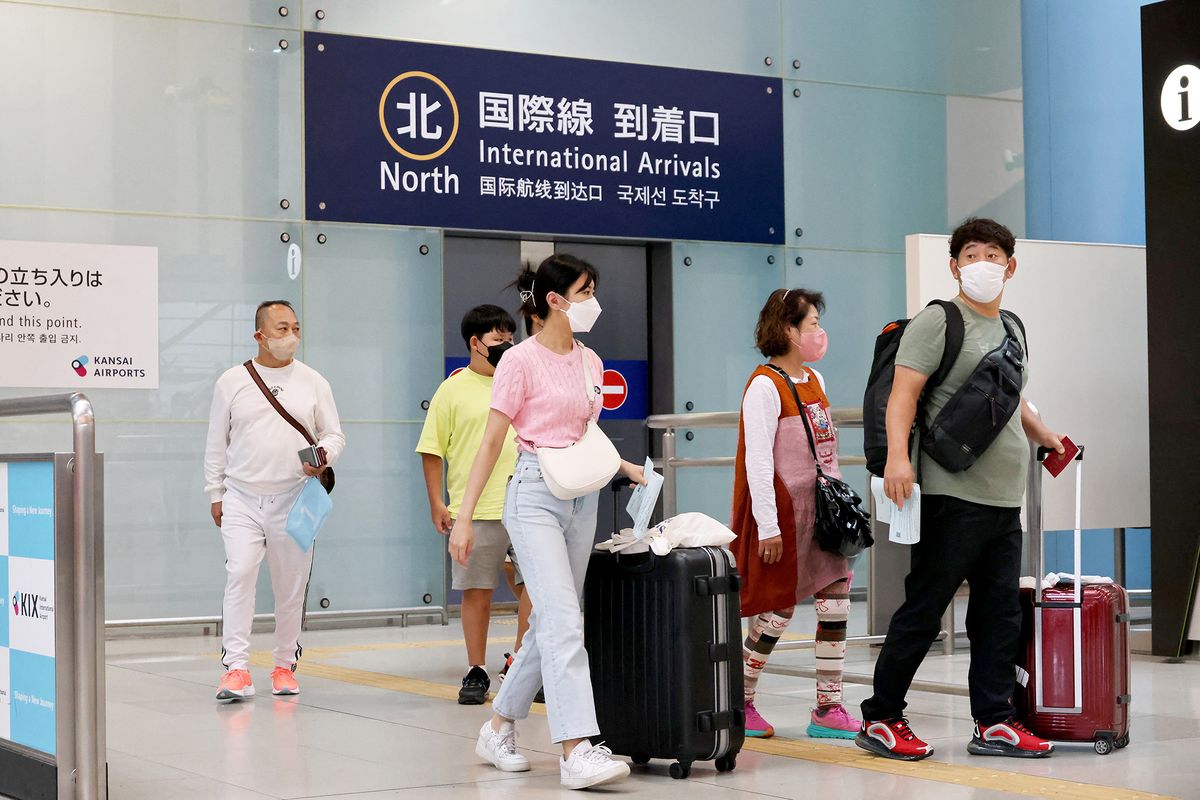 Novel Coronavirus / crowded Airport in Japan