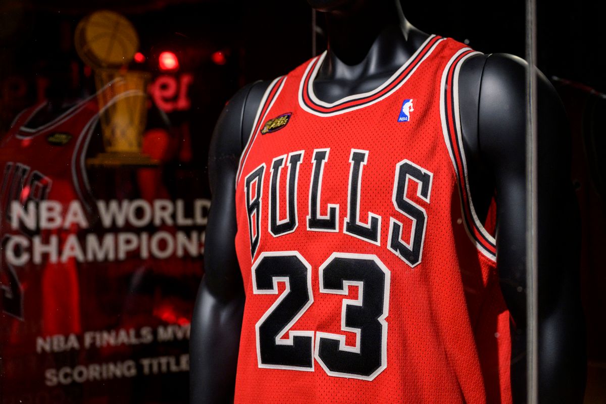 Michael Jordan’s game-worn 1998 NBA Finals ‘The Last Dance’ jersey, from game 1, is displayed during Sotheby’s ‘Invictus’ sales, in New York City on September 6, 2022. - The iconic red Chicago Bulls jersey, with Jordan's number 23 on the back, is only the second worn by the star during his six championships to be sold at auction. (Photo by ANGELA WEISS / AFP) US-AUCTION-SOTHEBYS-SPORTS