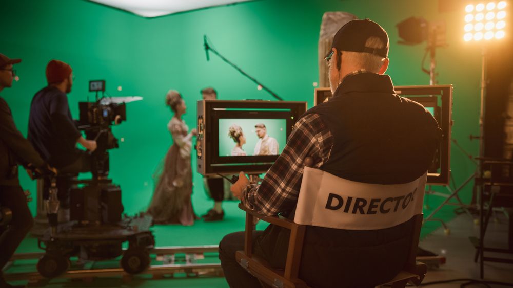 Director,Shooting,Period,Film,Green,Screen,Cgi,Scene,With,Actors
