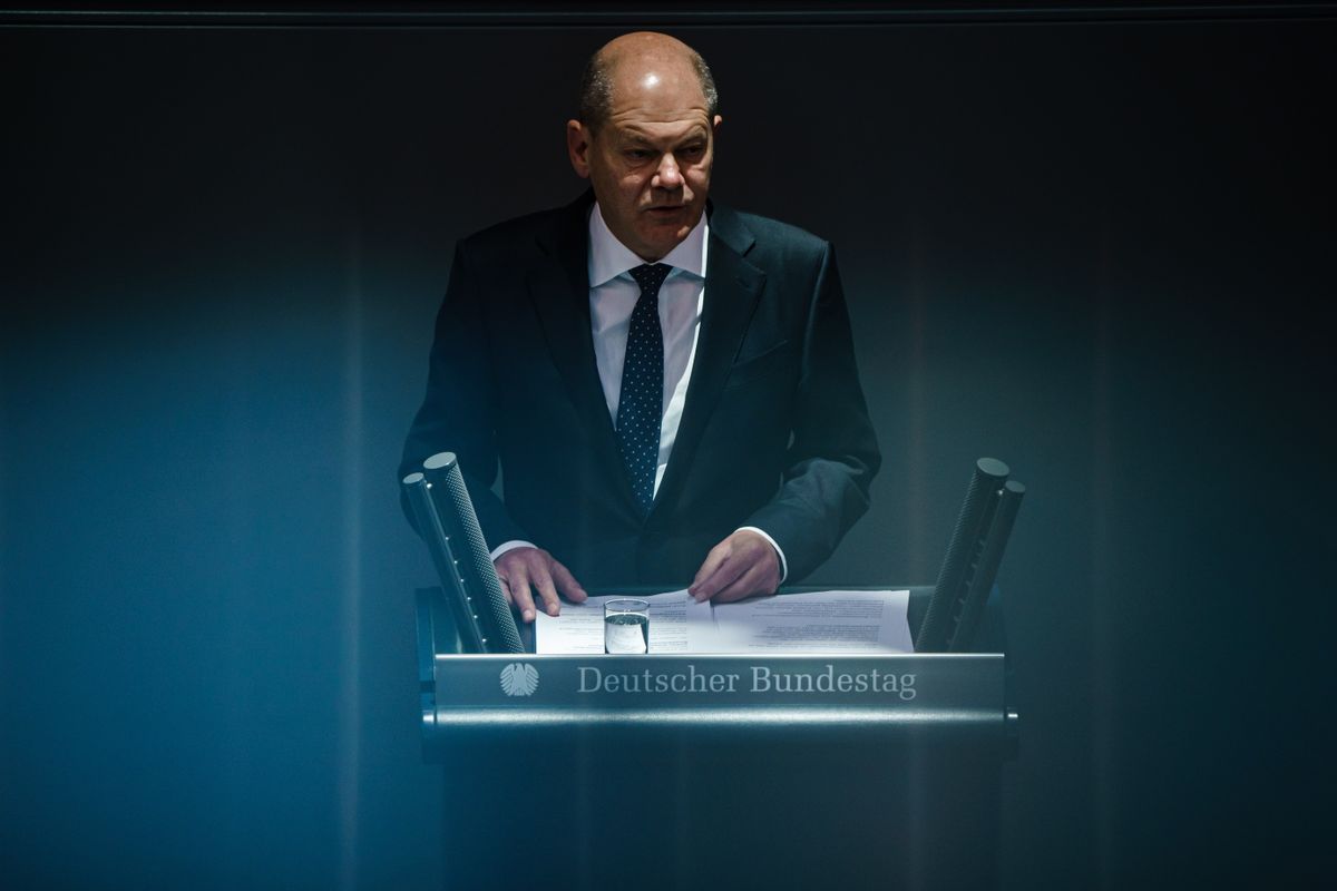 Scholz addresses german Parliament ahead of EU Council, epa10253816 German Chancellor Olaf Scholz delivers a statement at the Parliament building in Berlin, Germany, 20 October 2022. Scholz addressed German MPs regarding the upcoming European Council in Brussels.  EPA/CLEMENS BILAN