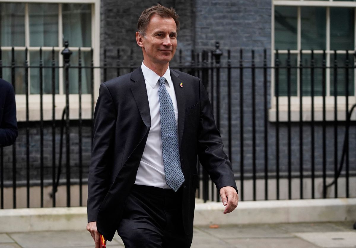 Britain's Chancellor of the Exchequer Jeremy Hunt leaves after attending the first cabinet meeting under the new Prime Minister, Rishi Sunak in 10 Downing Street in central London on October 26, 2022. - Sunak's largely same-look cabinet held an inaugural meeting today before he heads to the House of Commons for his first weekly "Prime Minister's Questions", when he will battle Labour leader Keir Starmer and other opposition lawmakers.