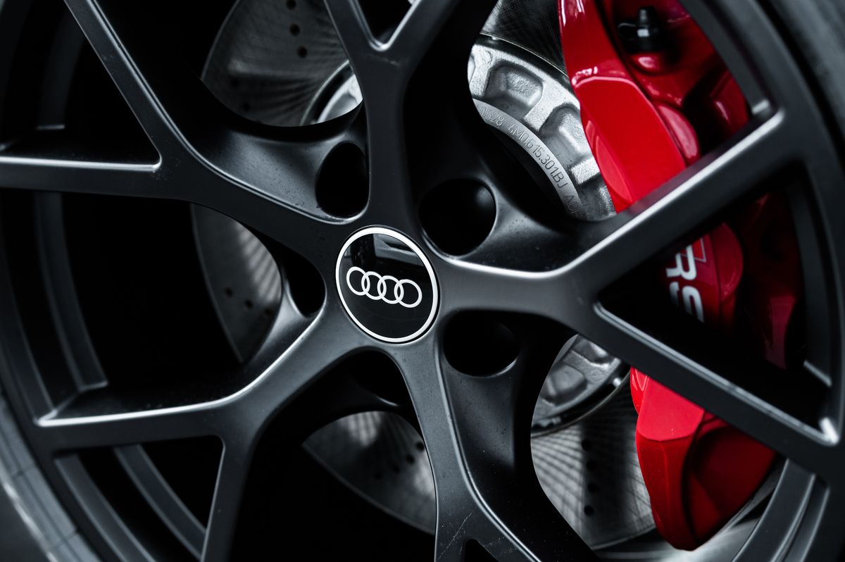 Audi, 04 May 2022, Baden-Wuerttemberg, Villingen-Schwenningen: The logo of Audi can be seen on the rim of an RS3 sedan. Photo: Silas Stein/dpa (Photo by Silas Stein/picture alliance via Getty Images)