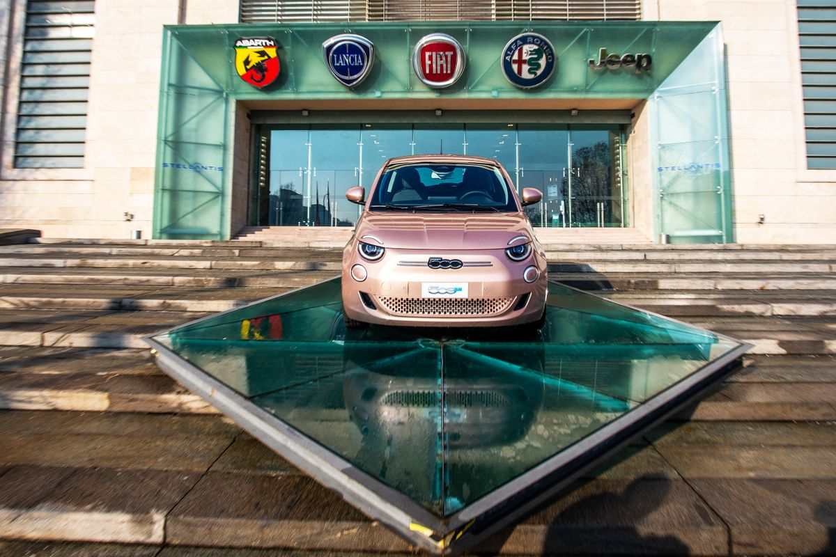 The Historical FIAT Plant Of Mirafiori Showcases The New Stellantis Logo, A view of the historical FIAT plant in Turin, Italy, on January 18, 2021. The historical FIAT plant of Mirafiori showcases the new logo on the First day on the stock-market for  Stellantis the multinational automotive manufacturing corporation resulting from the merger of French automaker Groupe PSA and Italian-American automaker Fiat Chrysler Automobiles. The group includes 14 brands: Abarth, Alfa Romeo, Chrysler, Citroen, Dodge, DS, Fiat, Jeep, Lancia, Maserati, Opel, Peugeot, Ram, and Vauxhall. (Photo by Mauro Ujetto/NurPhoto) (Photo by Mauro Ujetto / NurPhoto / NurPhoto via AFP) Italy Fiat Stellantis
