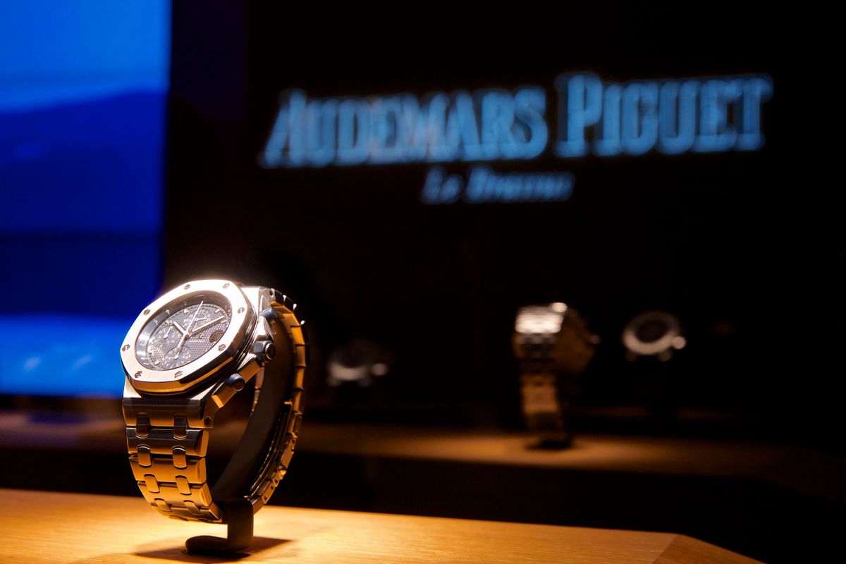 A 1993 Royal Oak Offshore luxury wristwatch, manufactured by Audemars Piguet, sits on display at the Salon International de la Haute Horlogerie (SIHH) watch fair in Geneva, Switzerland, on Monday, Jan. 20, 2014. Enthusiasts coveting $50,000 Cartier watches at the Swiss industry's annual fair bumped opening meetings to resolve the three-year-old Syrian civil war out of the lakeside town. Photographer: Gianluca Colla/Bloomberg via Getty Images