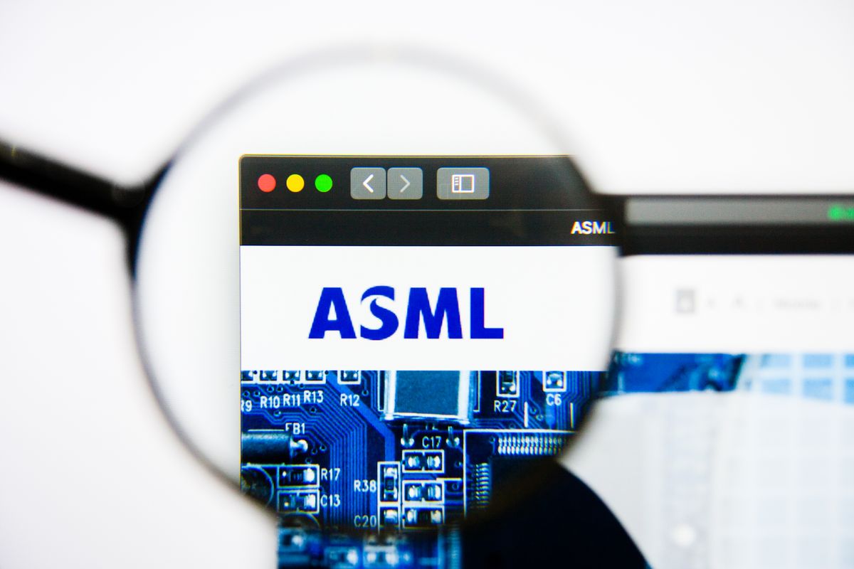 Los,Angeles,,California,,Usa,-,25,January,2019:,Asml,Holding, chip, csipek, 