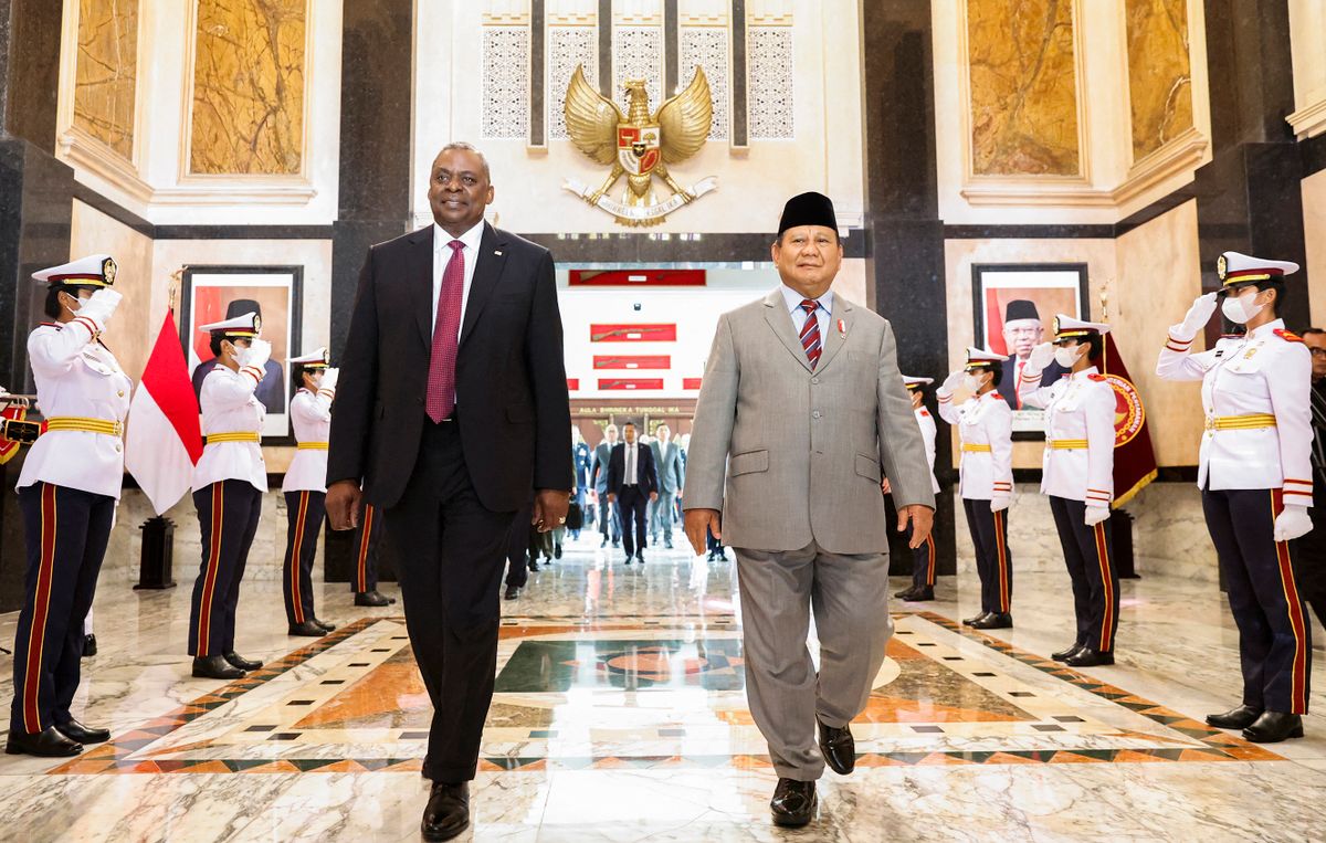 Indonesia's Defense Minister Prabowo Subianto (R) and US Defence Secretary Lloyd Austin (L) leave after a joint news conference following their meeting in Jakarta, on November 21, 2022. 
USA, Kína, Tajvan, Korea