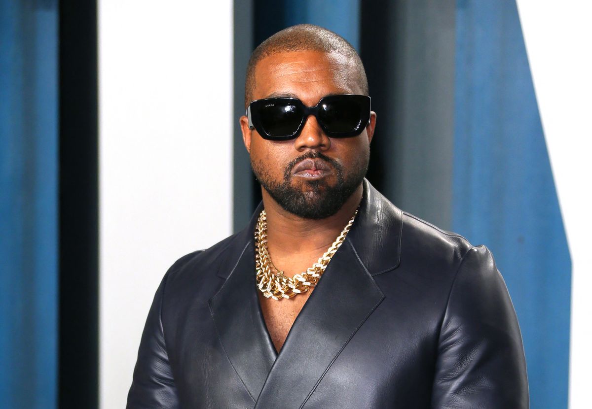 (FILES) In this file photo taken on February 9, 2020 Kanye West attends the 2020 Vanity Fair Oscar Party following the 92nd annual Oscars at The Wallis Annenberg Center for the Performing Arts in Beverly Hills. - US rapper Kanye West, recently shunned by several business partners, was escorted out of a Skechers office October 26, 2022 where he came "uninvited," the sneaker brand said in a statement.