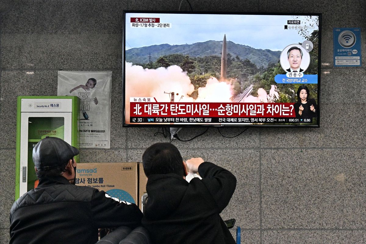 Észak-Korea ballisztikus rakéta