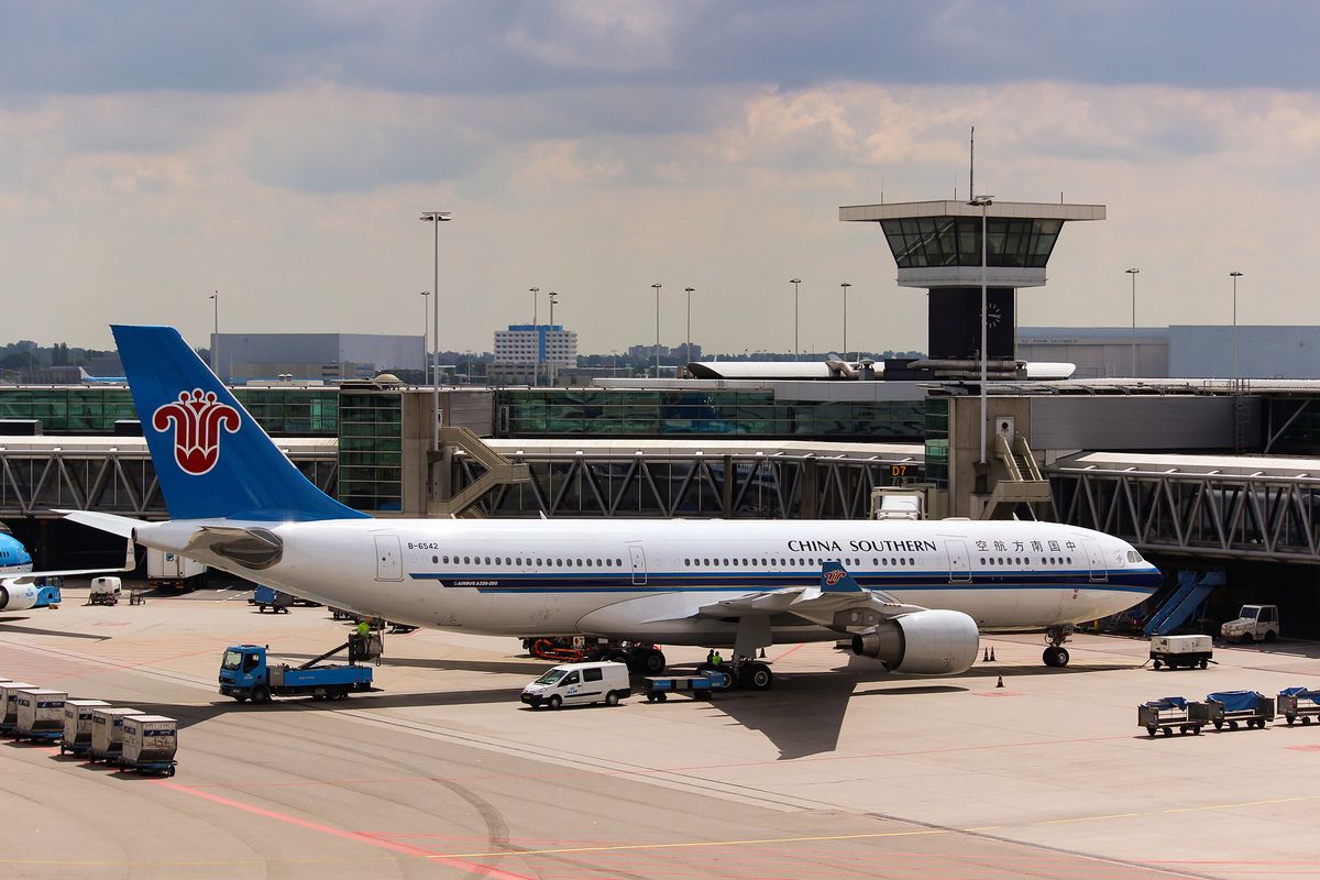 Amsterdam,Schiphol,,The,Netherlands,-,June,10,2012:,A,China