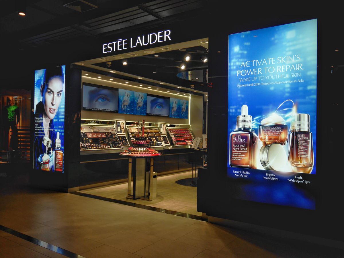 Bangkok,,Thailand,-,October,18,,2018,:,Estee,Lauder,Store
Estée Lauder