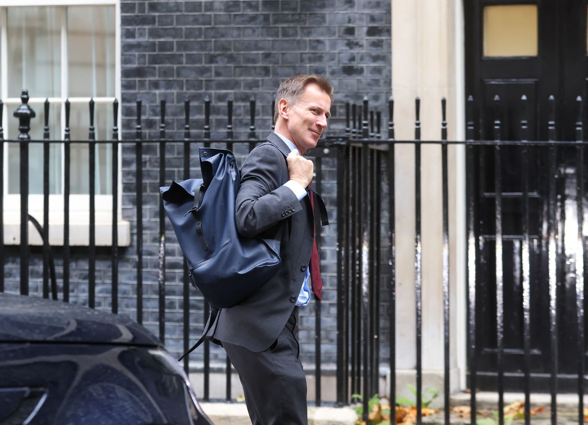 Jeremy Hunt, UK chancellor of the exchequer, arrives for a weekly meeting of cabinet ministers at 10 Downing Street in London, UK, on Tuesday, Nov. 1, 2022. Rishi Sunaks government said its inevitable that all Britons, especially the richest, will have to pay more tax to restore stability to the public finances. 