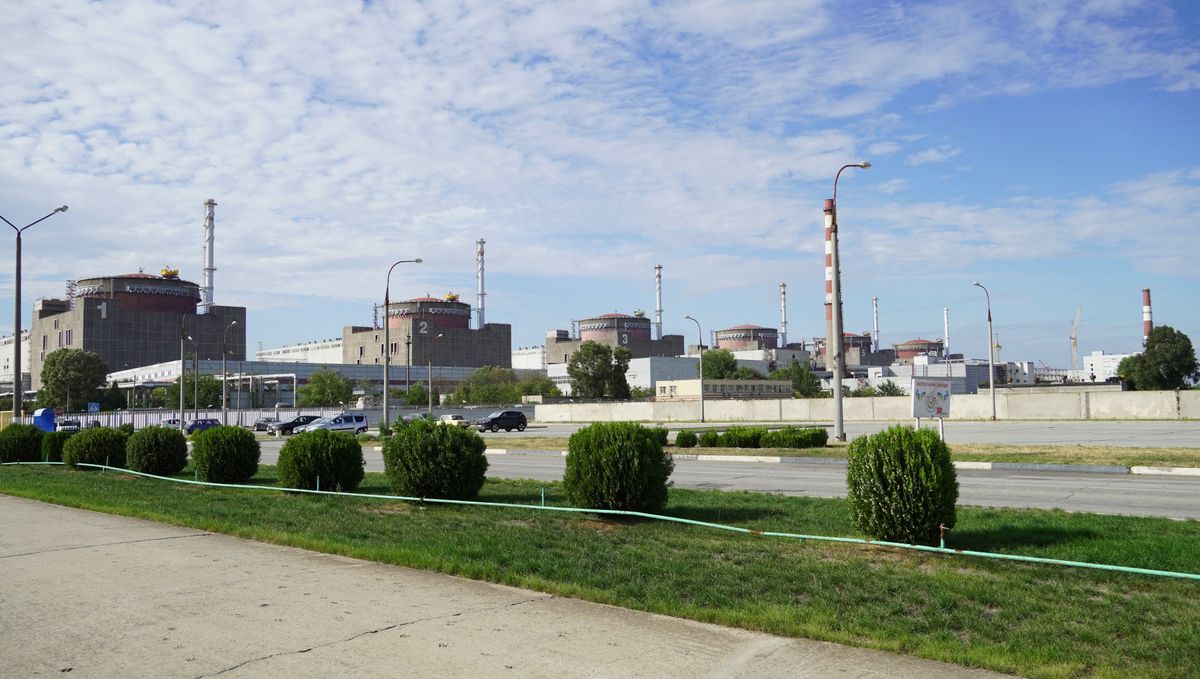 Operations at Zaporizhzhia nuclear plant completely halted: Ukraine ZAPORIZHZIA, UKRAINE - SEPTEMBER 11: A view of Zaporizhzhia Nuclear Power Plant after operations have been completely halted on September 11, 2022, in Zaporizhzia, Ukraine. Ukraine on Sunday said operations at Europe’s largest nuclear power plant have been completely halted. The last of the Zaporizhzhia plant’s six reactors was disconnected from the power grid early at 3.41 a.m. (0041GMT), according to a statement by Energoatom, Ukraine’s atomic power operator. ”śPreparations are underway for its cooling and transfer to a cold state,”? the agency said. Under Russian control since March, the plant in southeastern Ukraine was disconnected from the country’s power grid last Monday, amid growing concerns of a nuclear disaster as Moscow and Kyiv accuse each other of attacks on the nuclear facility. Stringer / Anadolu Agency (Photo by STRINGER / ANADOLU AGENCY / Anadolu Agency via AFP)