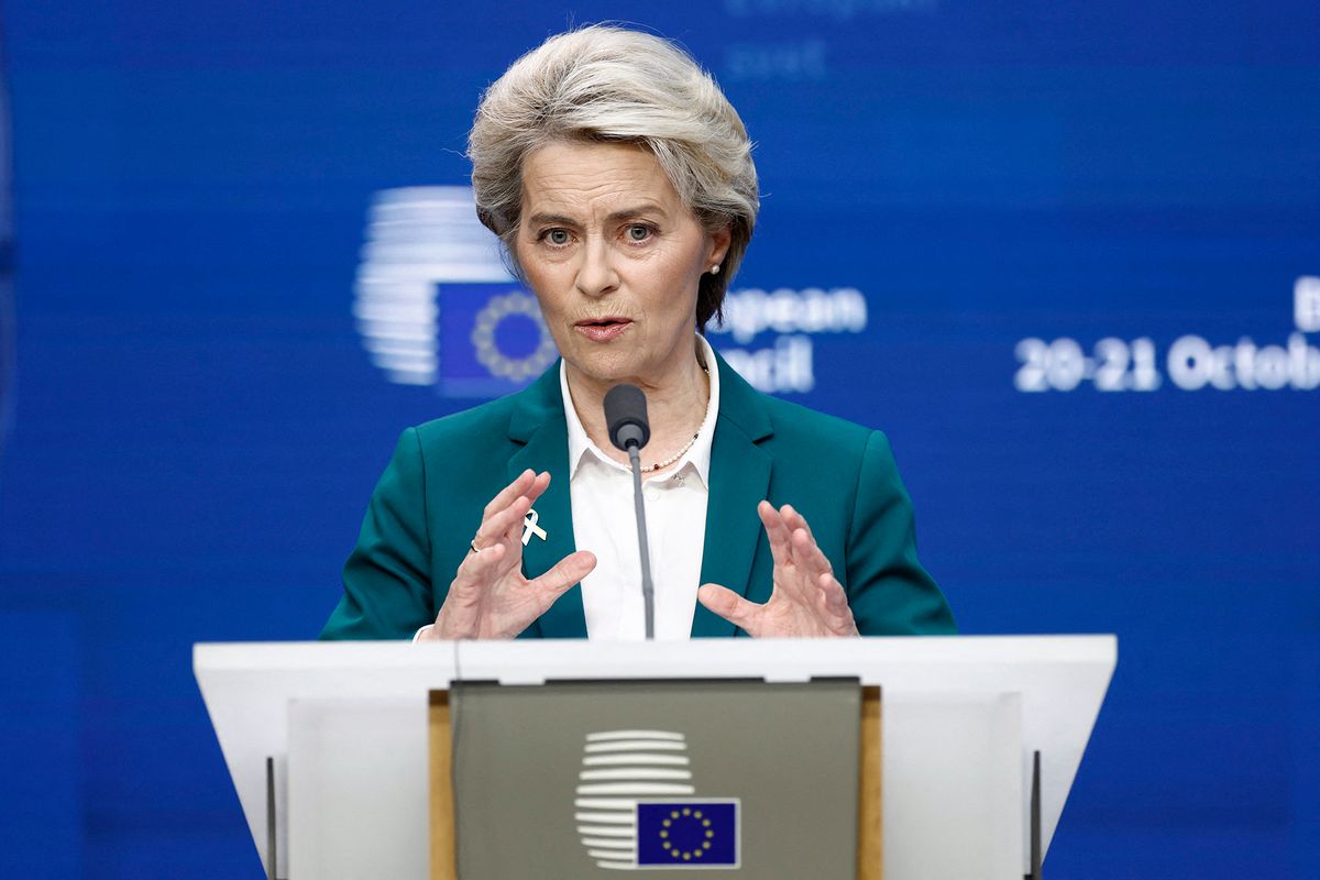 President of the European Commission Ursula von der Leyen holds a press conference after a meeting on the second day of a EU leaders Summit at The European Council Building in Brussels on October 21, 2022. (Photo by Kenzo TRIBOUILLARD / AFP)