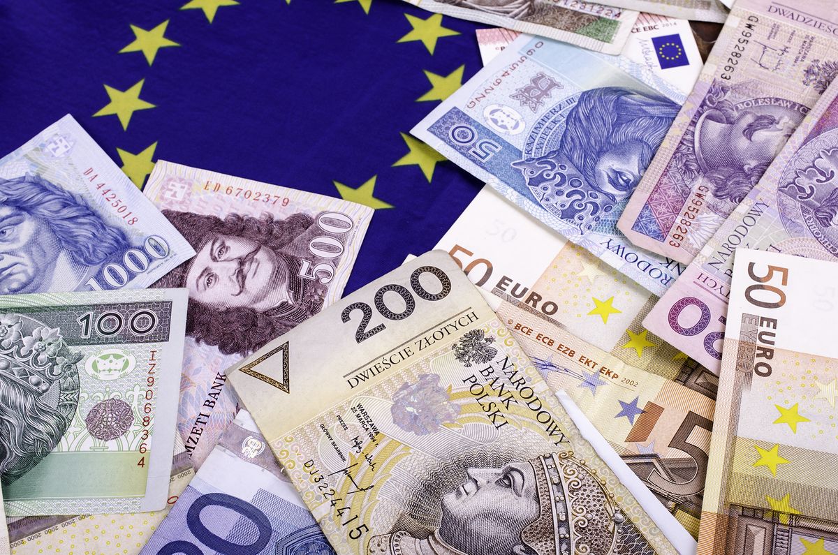 Various,European,Currencies,Of,Different,Face,Values.,Close-up.