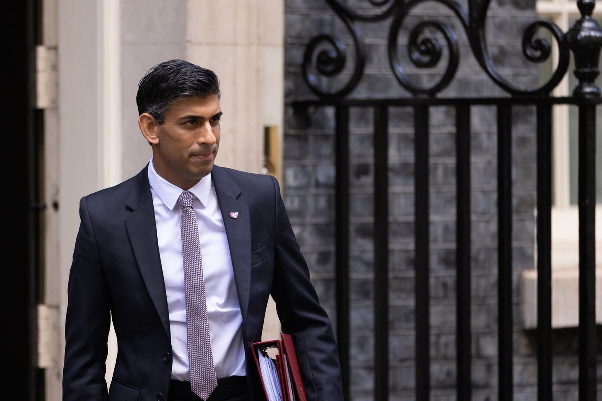 Rishi Sunak Departs For PMQs, LONDON, ENGLAND - NOVEMBER 09: British Prime Minister Rishi Sunak departs 10 Downing Street ahead of the weekly Prime Ministers Questions on November 09, 2022 in London, England. (Photo by Dan Kitwood/Getty Images)